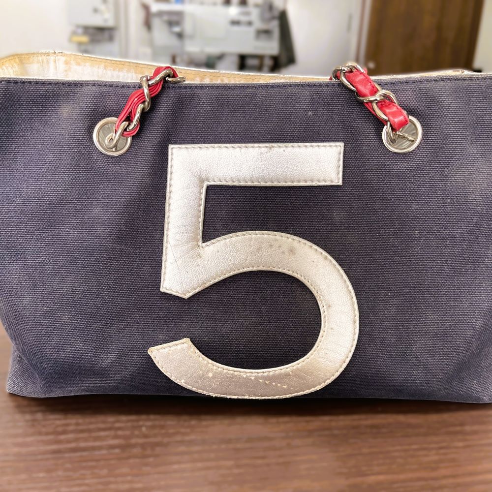 CHANEL(シャネル) NO.5 トートバッグ/クリーニング・カラー