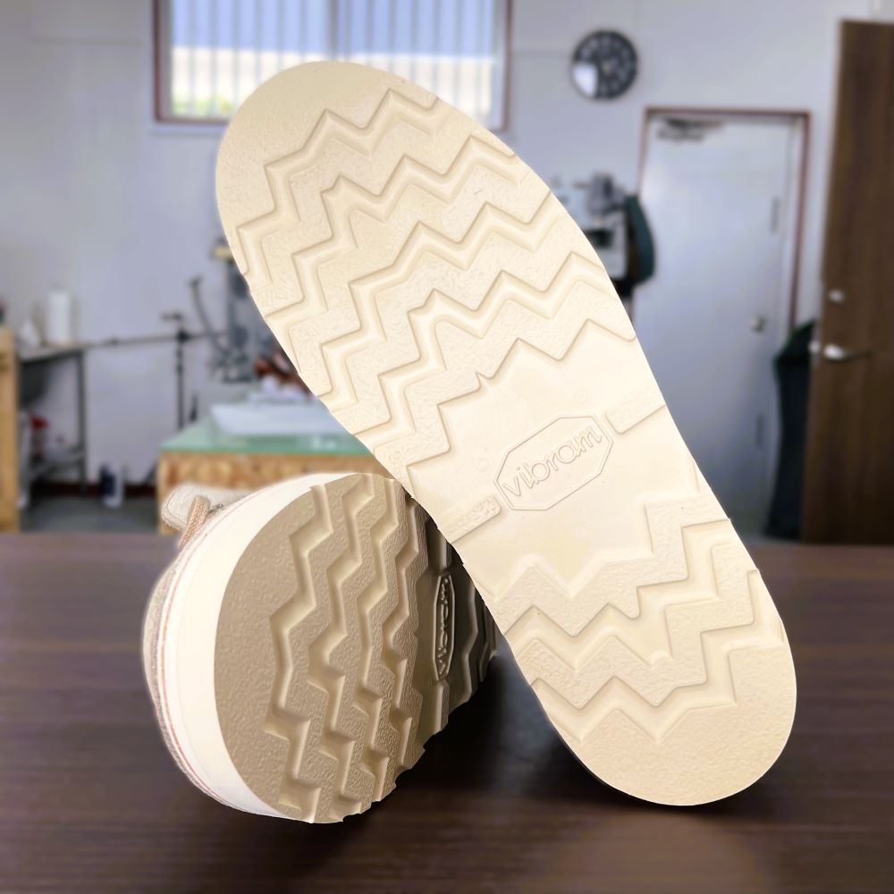 クラークス ステッチダウン オールソール修理 Vibram4041