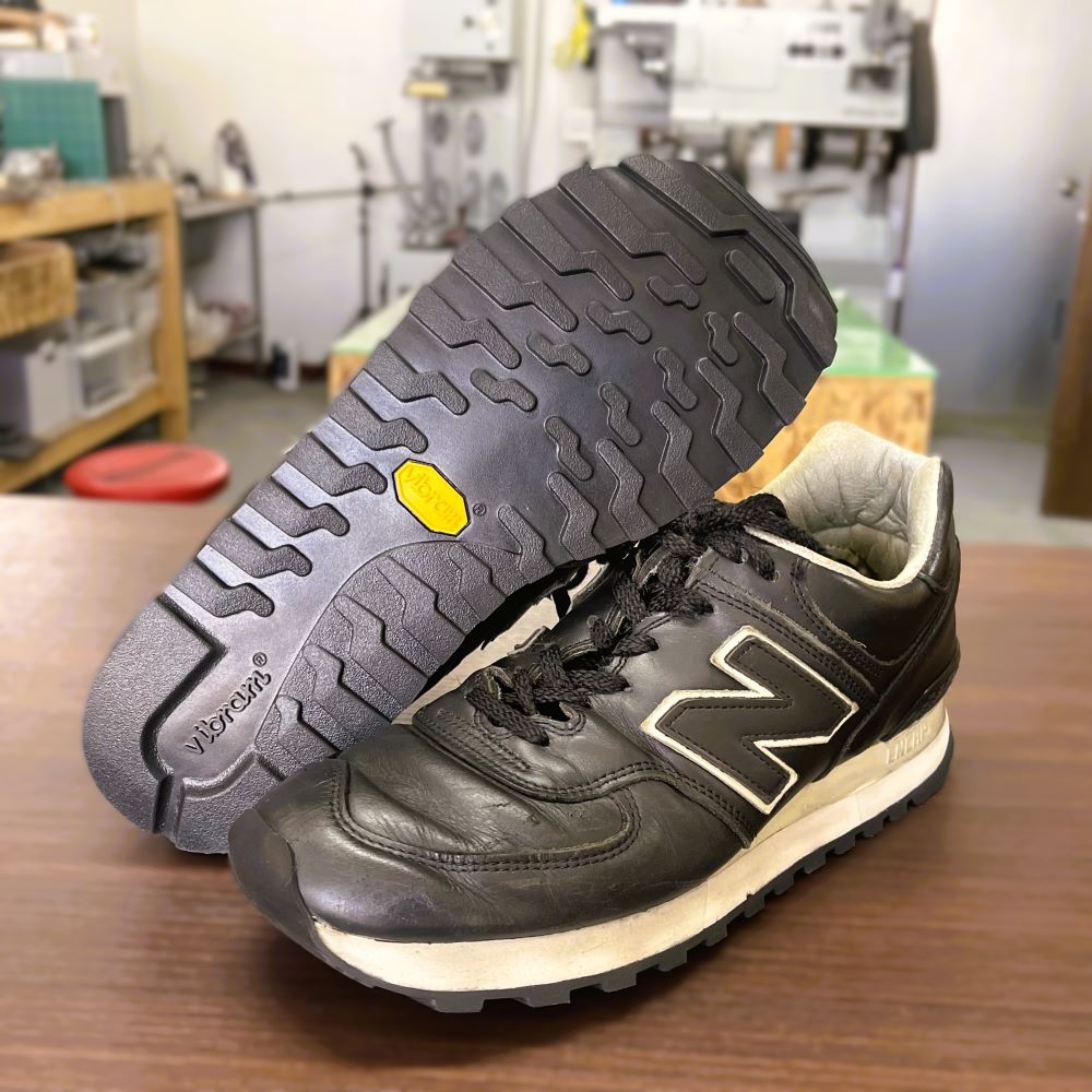 ニューバランス576 UKモデル オールレザー ビブラム930Cアウトソール交換