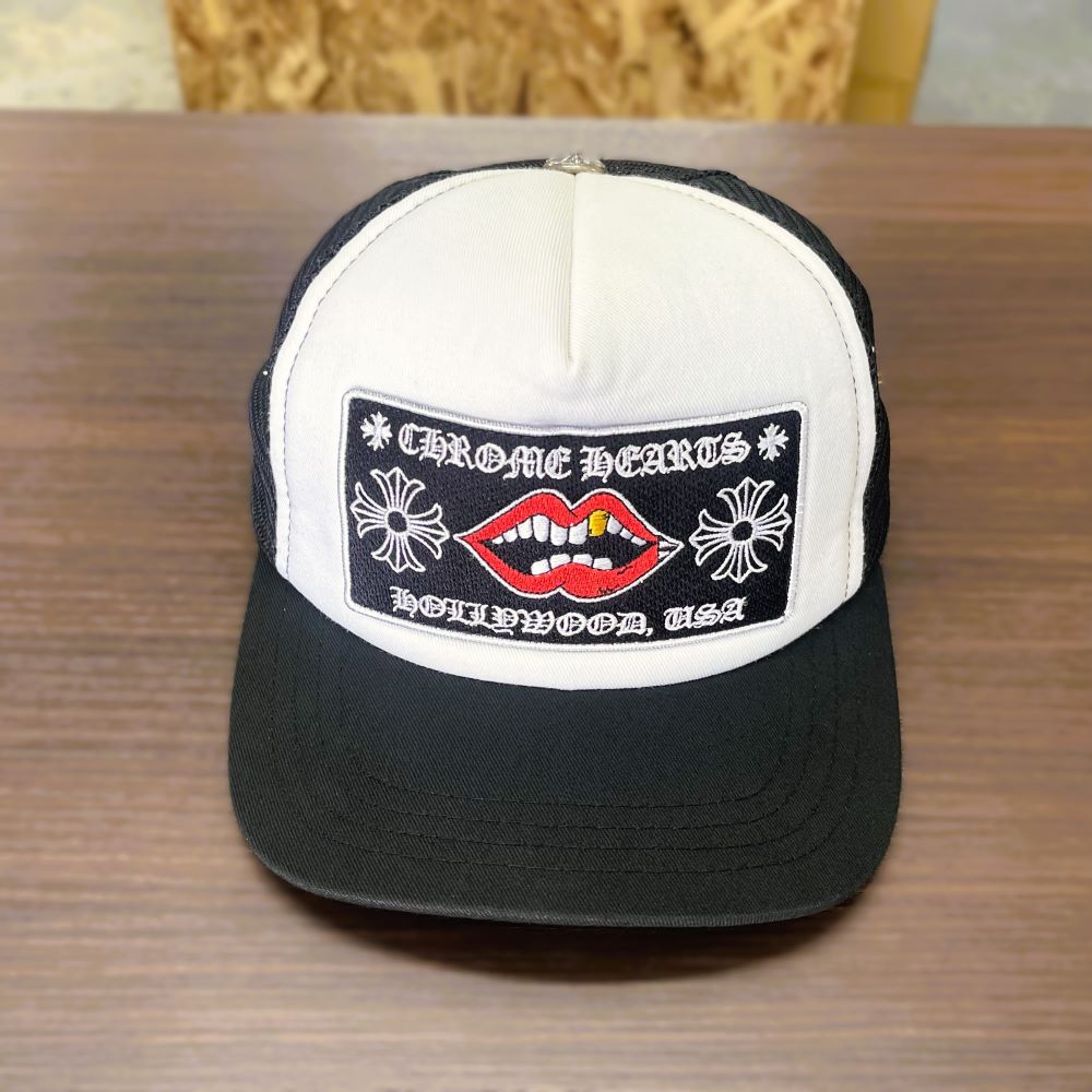 CHROME HEARTS クロムハーツ キャップの色あせたツバを黒にカラーリング
