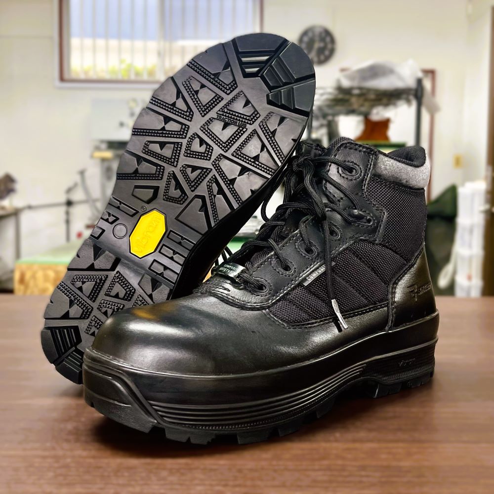 BATES（ベイツ）のオールソール交換｜Vibram 1218A スナイパーハイを使用した修理後のタクティカルブーツ