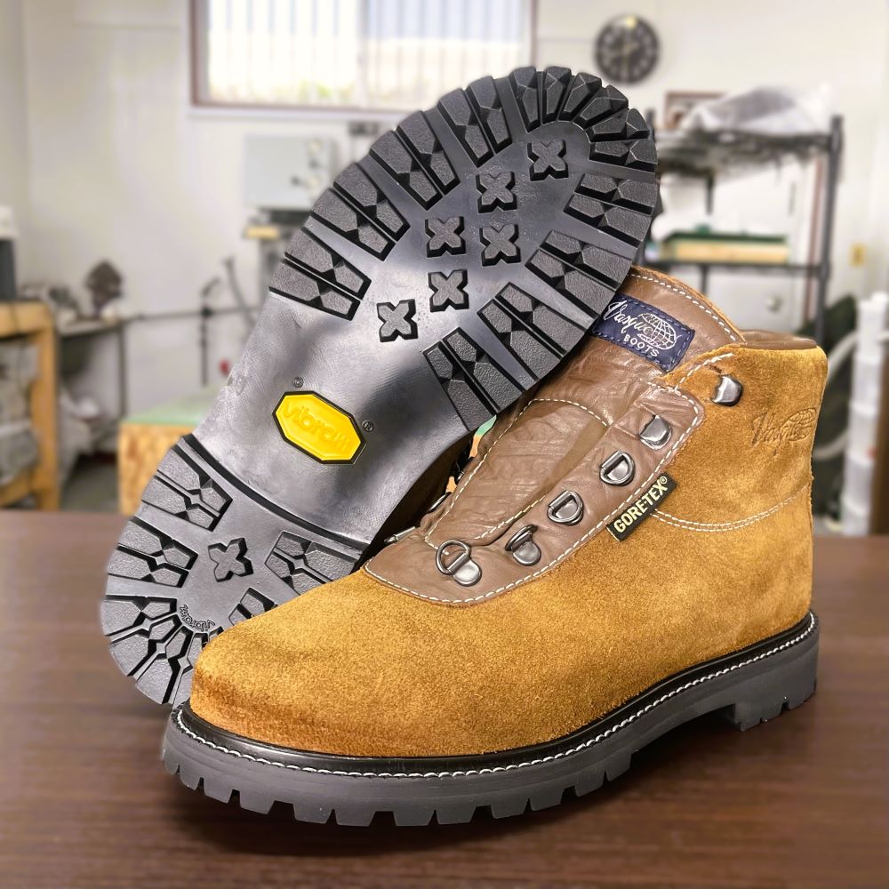 VASQUE（バスク）の加水分解したソールをVibram #1136に交換したオールソール修理後のブーツ
